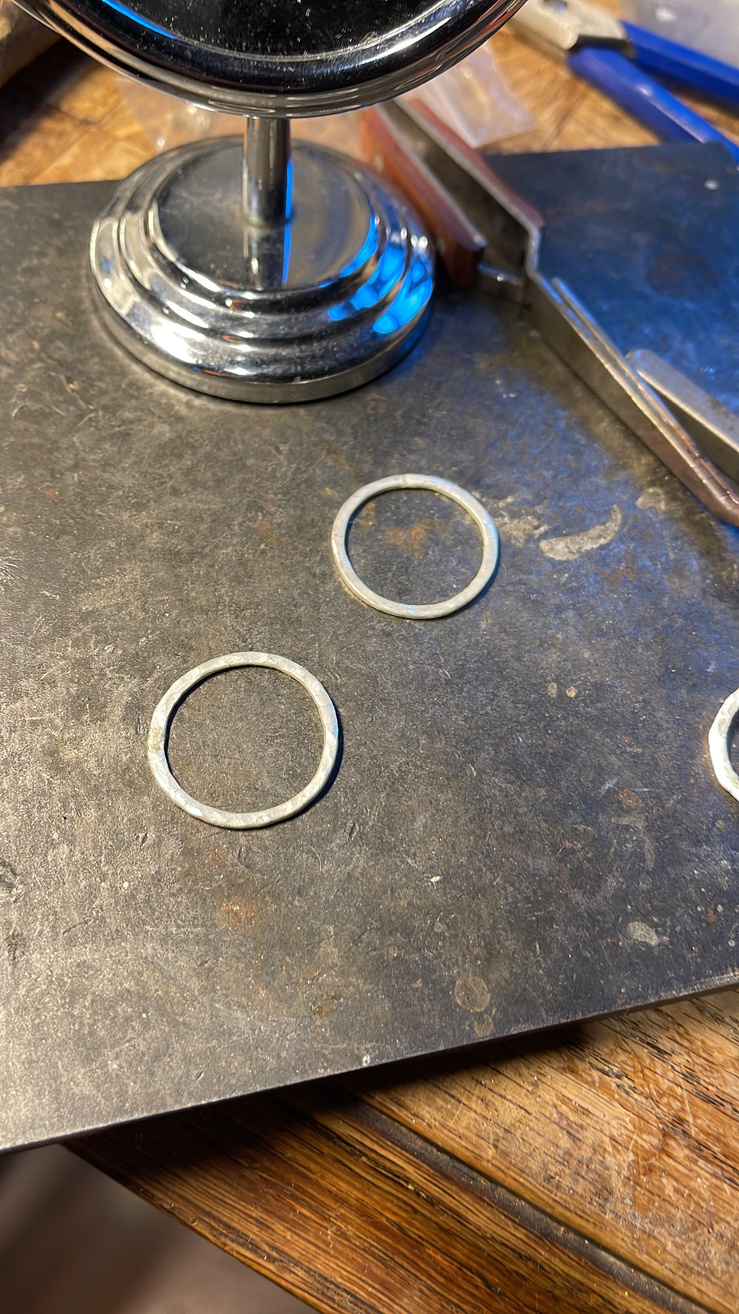 Oorbellen Hammered Circle of life