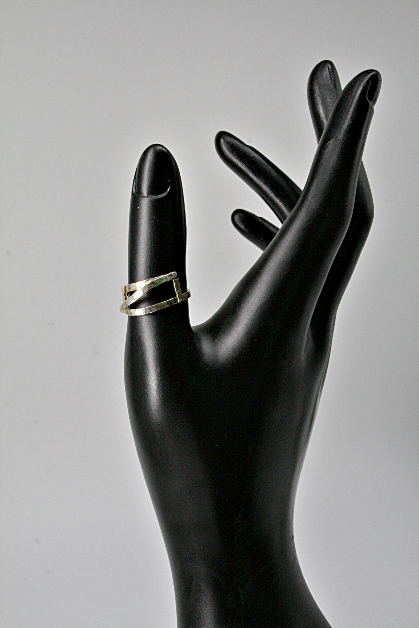 Ring twisted bar maat 56