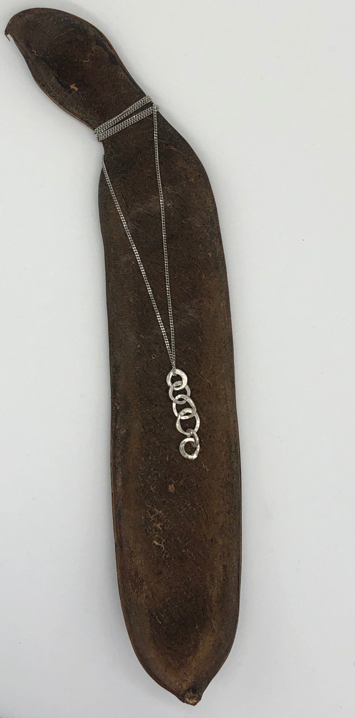 Hanger ‘5 in a row’