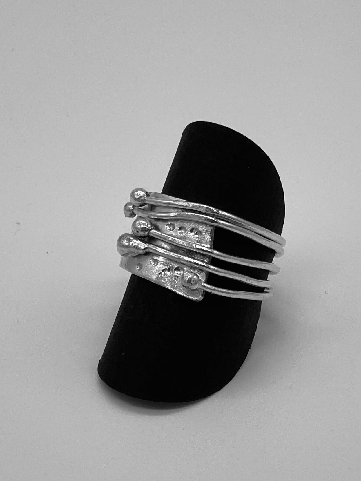 Ring  ‘ bloemen in knop’  maat 64-651