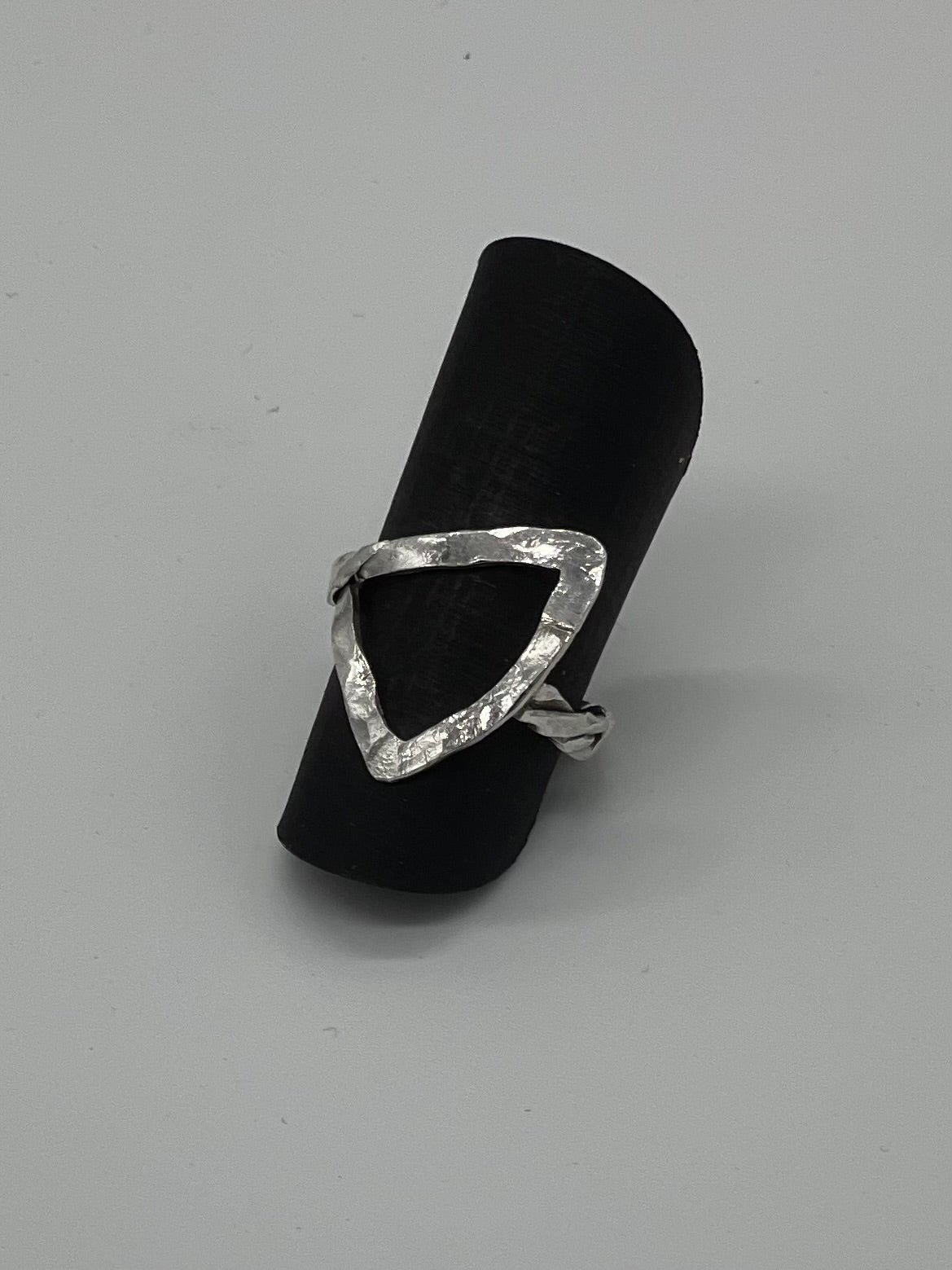 Ring open driehoek maat 53