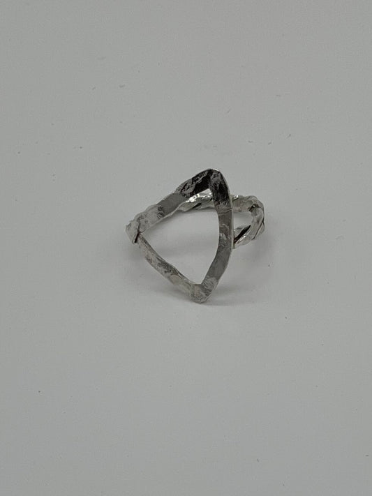 Ring open driehoek maat 53